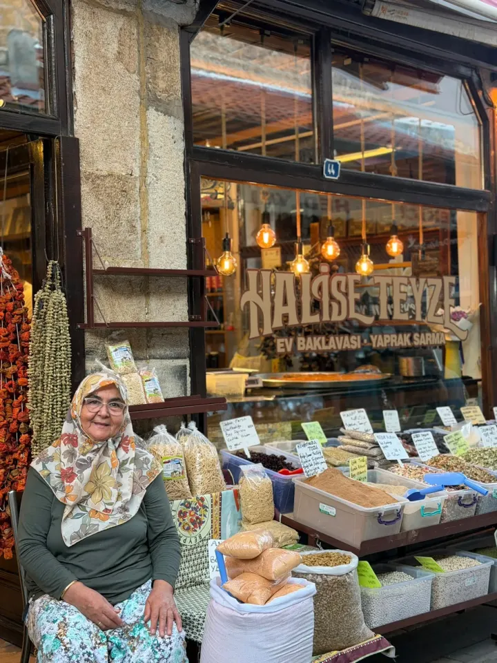 Halise Teyze'nin Yeri — fotoğraf 8